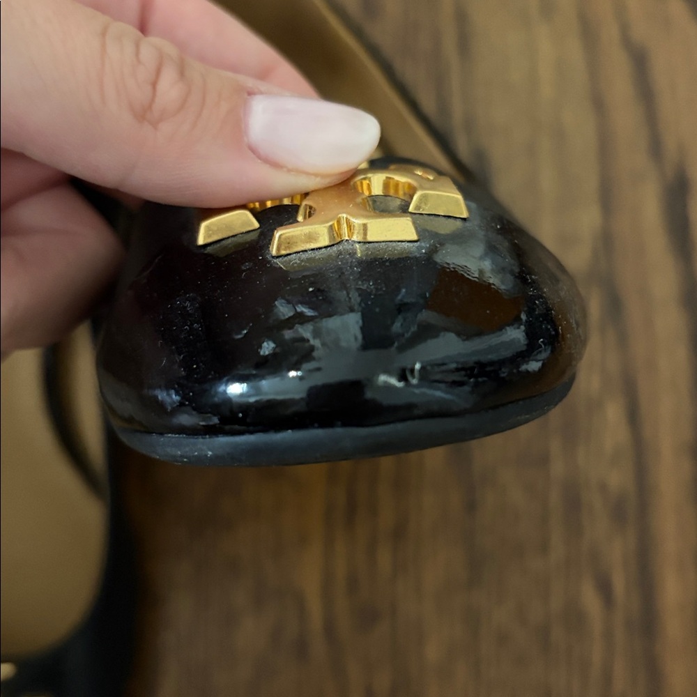 Shoes - Picture 5 of 6